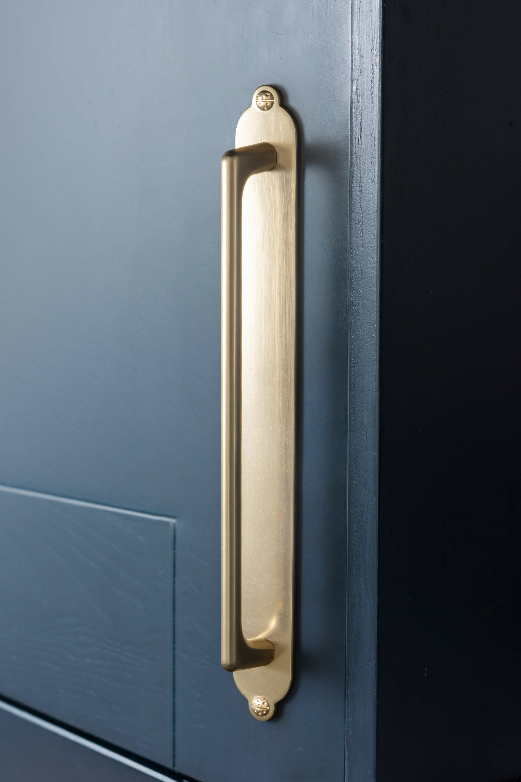 Goo-Ki Antique Brass Zinc Allo - Furniture Hardware With Backplate recensione e prezzo