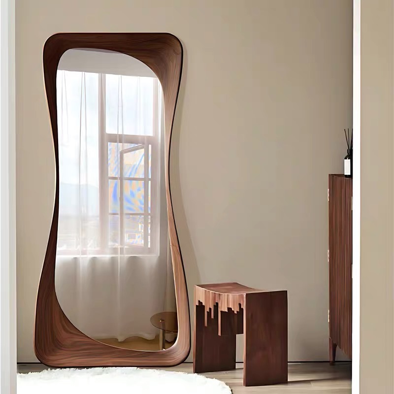 Medieval style full body floor - Furniture Hardware Store recensione e prezzo