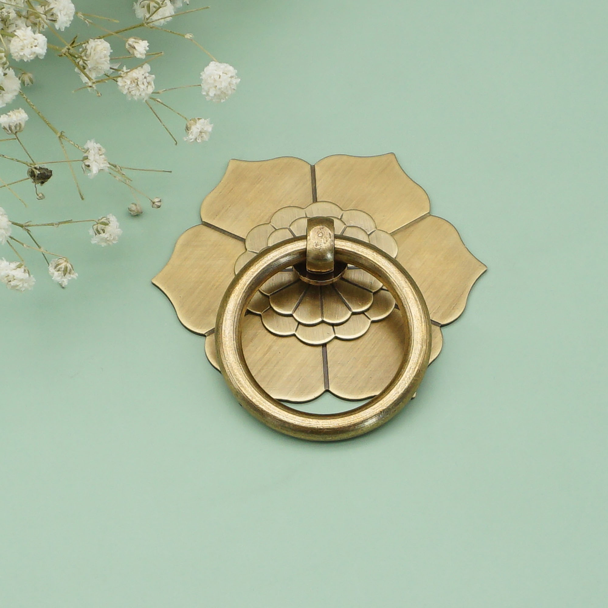 Flower Drawer Pull Vintage Dro - Furniture Hardware With Backplate recensione e prezzo