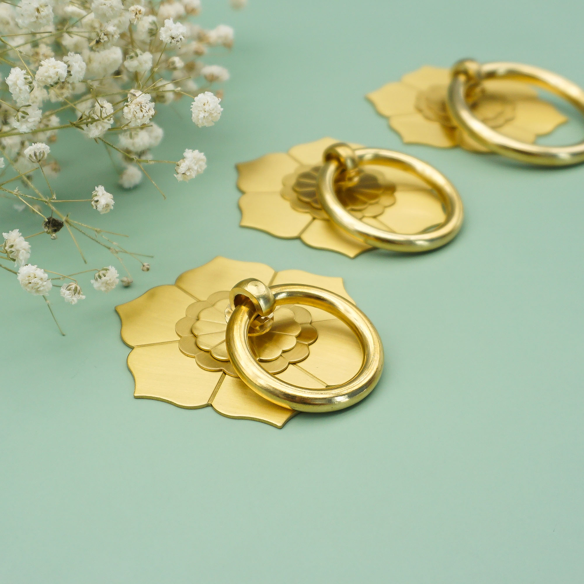 Flower Drawer Pull Vintage Dro - Furniture Hardware With Backplate recensione e prezzo