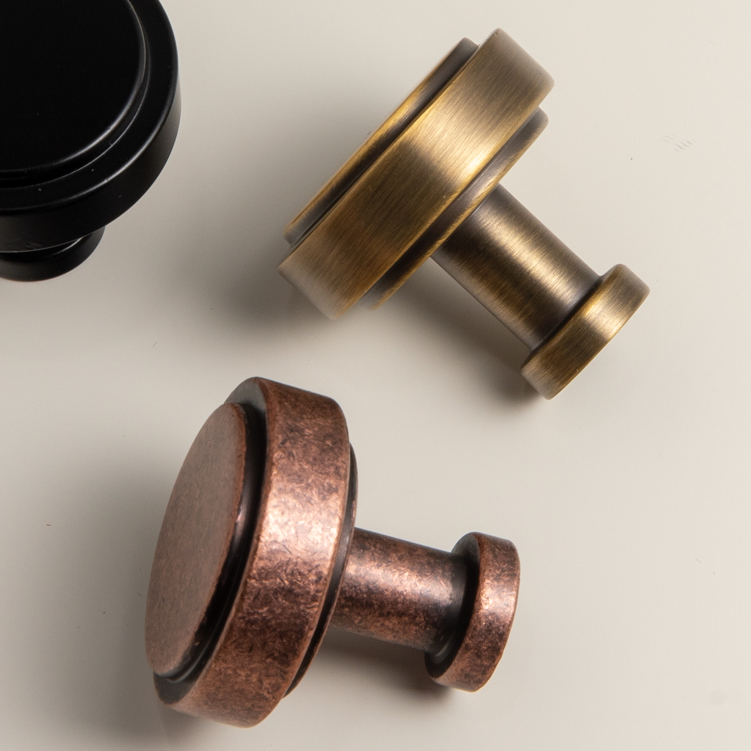 Miaokesen Multipack Knobs Simp - Furniture Hardware With Backplate recensione e prezzo