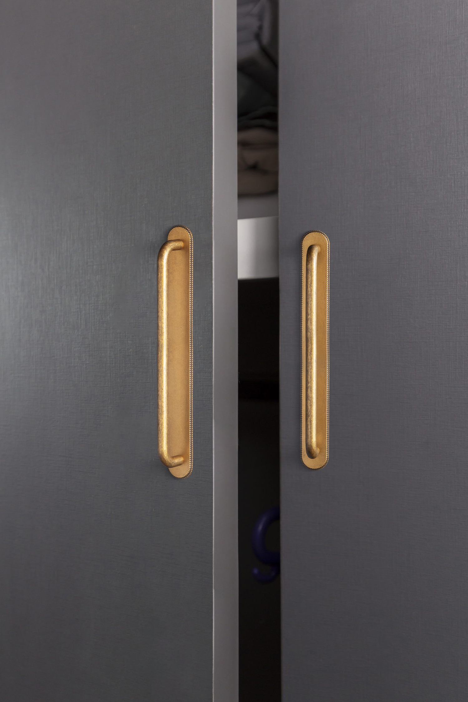Goo-Ki Antique Brass Cabinet P - Furniture Hardware With Backplate recensione e prezzo