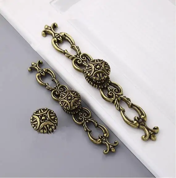 Dresser Knobs Bail Pulls Drawe - Furniture Hardware With Backplate recensione e prezzo