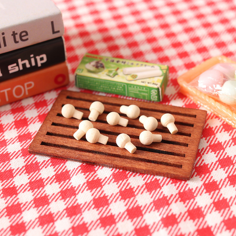 10Pcs 1:12 Dollhouse Miniature - Furniture Hardware Drawer Pulls recensione e prezzo