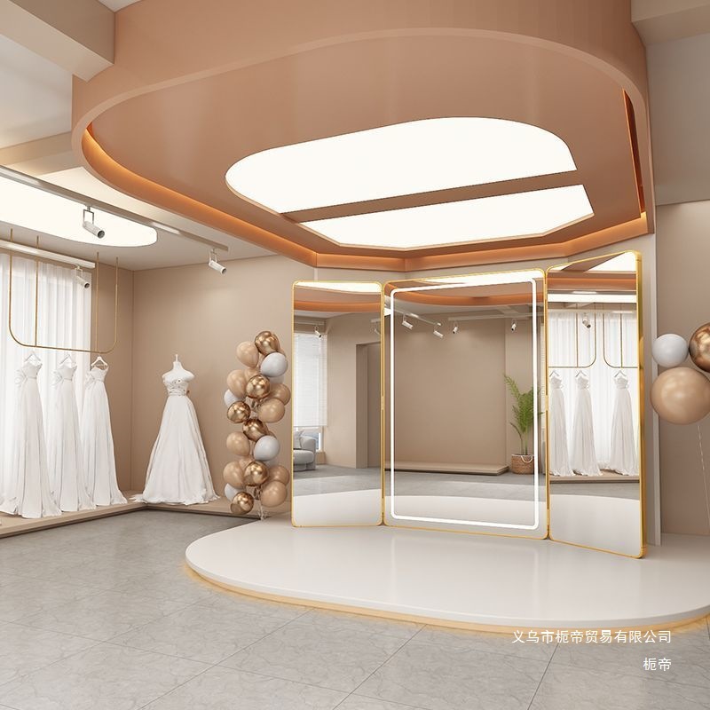 Wedding Shop Three-sided Mirro - Furniture And Hardware Shop recensione e prezzo