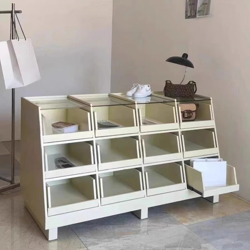 Children's Clothing Store Naka - Furniture Hardware Store recensione e prezzo
