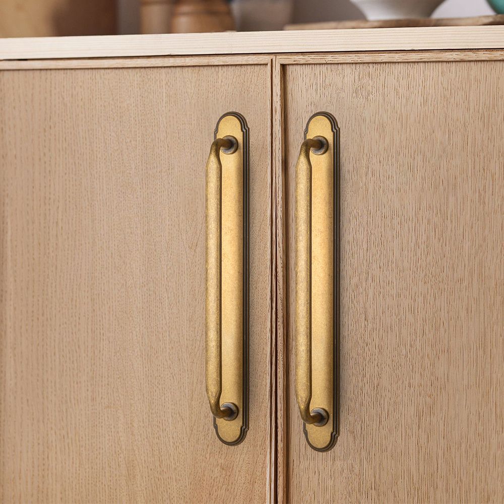 Goo-Ki Brushed Gold Zinc Alloy - Furniture Hardware With Backplate recensione e prezzo