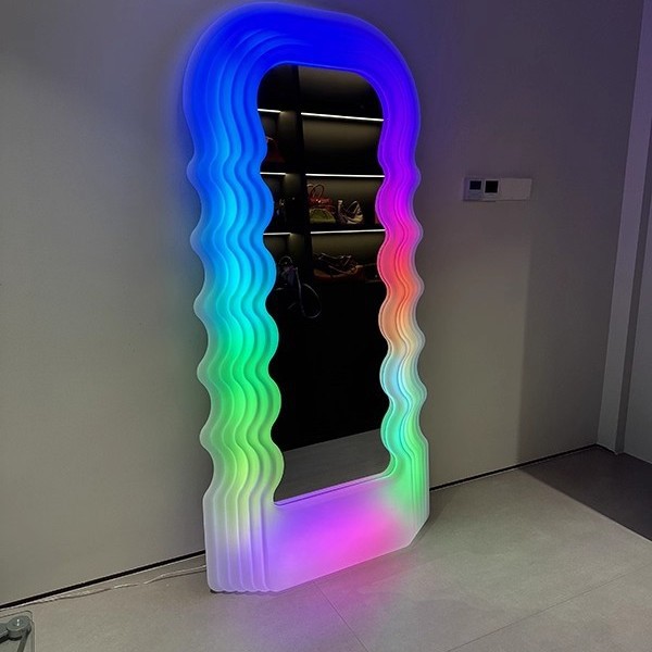Ins Wave Full Body Mirror Mode - Furniture Hardware Store recensione e prezzo